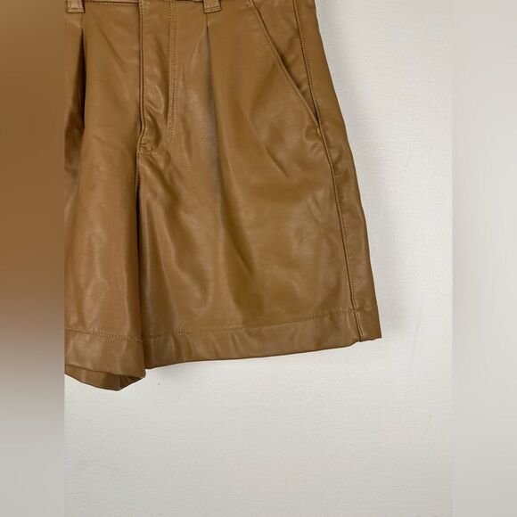 Abercrombie & Fitch Leather High Rise Tailored Shorts Women’s Sz S - Picture 4 of 6